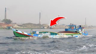 The sand barge struggled to cross the dangerous powerful currents