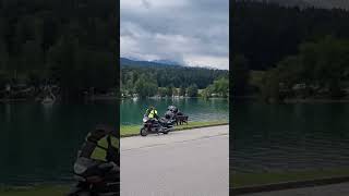 Der Weg von Bushaltestelle zum Walchensee| Đường bộ đến Walchensee