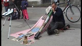 Street performer playing Didgeridoo in Salzburg (Austria)