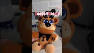 I put a squeaker in my fnaf Freddy plush #fnaf #sml #fnaffunny #fivenightsatfreddys #freddy #fnaf