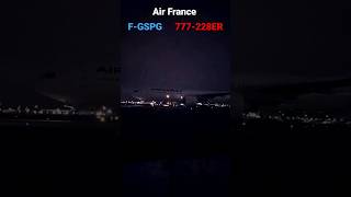 #AirFrance #BOEING #777 on its way back home.