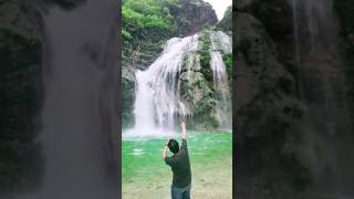 #salalah #waterfall #4kvideo #breylinlama #travel #nature #mucatoman #sultanate #muscat #road