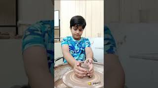 4th day of Pottery in Lahore Museum,bucchu ne tu kamal hi ker dea.