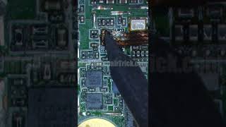 How to Remove WTR IC from Mobile PCB #shorts #HowToRemoveWtrIc #solderingtips #BgaReballing