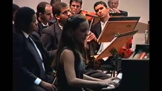 Beethoven - Piano Concerto No.3 in C minor, Op.37 - II Largo - Pianist Maristela in Concerto