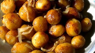 Молоденькая жареная картошечка. Это очень вкусно/Young fried potatoes