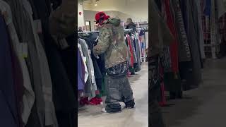 SAGGING PANTS ARE AT AN ALL TIME LOW 😂- #shorts #viral #trending #subscribe #reels #comedy #oregon