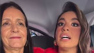 BEATRIZ LIVE DENTRO DO CARRO