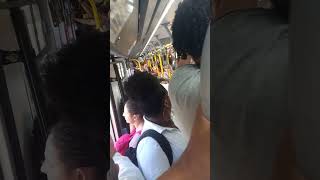 Que Sofrimento essa Gente Lotada no BRT Linha 25 Mato Alto