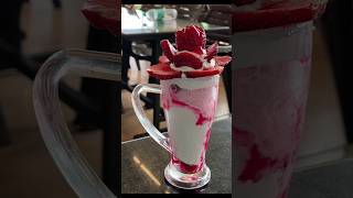 Gulabi Straberry 🍓🍓 khaun lali laal laal #straberry #mahabaleshwar #youtubeshorts