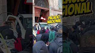 Normalistas entran a la conferencia matutina de AMLO #mexico #viral #shorts