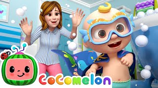 Fast Little Fishy Bath Time! 🐟 | CoComelon Nursery Rhymes & Kids Songs