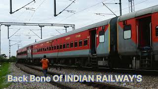 12628 KARNATAKA EXPRESS || INDIAN RAILWAYS