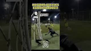 AH ESSES PALPITEIROS... #futebol #soccer #goleiro #goalkeeper #defesasdegoleiro #bestsaves