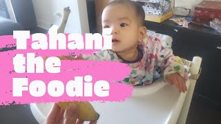 Adorable 7 Month Old Baby Eats Entire Banana All by Herself in 5 Minutes Flat (Baby Mukbang)