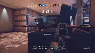 Intense round of Rainbow Six® Siege! Hostage Ranked