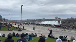 NHẬT THỰC TOÀN PHẦN - NIAGARA FALLS TRƯỚC GIỜ G