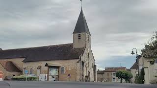 Unplanned road trip vlog.  Driving in French countryside.