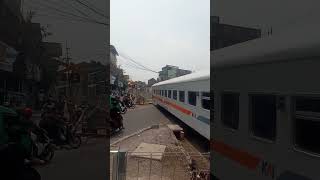 KA Commuter dgn lok CC 2019209 BD relasi : Purwakarta - Garut pp(2)