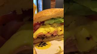 Unas hamgurguesitas o que? 🤣#caliiiitos #burgers #hamburguesa #risa #funny #food #foodporn #viral