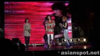 20090917 - Shinee (Thailand Entertainment Expo 2009) (6/6)