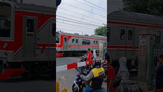 vol.46 ~ Krl Commuter Line memasuki Stasiun Pasar Minggu #krl