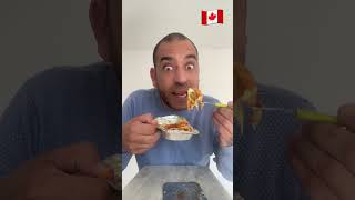 Gringo Canadense comer escondidinho de camarão 🍤 #shorts  #brasil #gringo #canada #comida