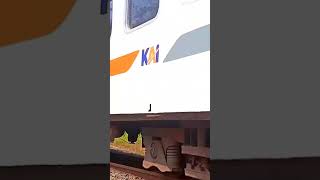 KAGEET...!! KERETA API KUTOJAYA SELATAN TIBA - TIBA MUNCUL#videodshort