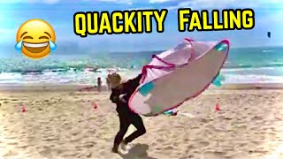 Quackity Falling Over on a public beach  !😂