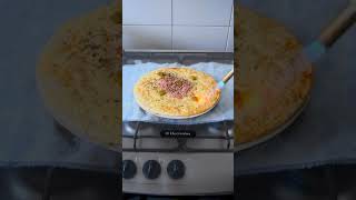 Pizza de supermercado com gostinho de forno a lenha ! #cooking #blowtorch #pizza #maçarico #food