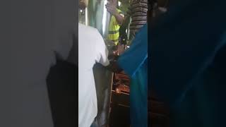 montage  de la tuyere du moteur Nyiragongo, fusee congolaise troposphere 6