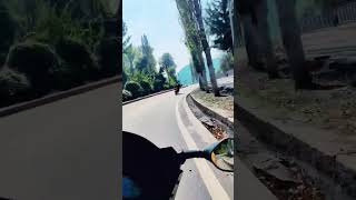 DUKE VS 220F CORNERING #whatsappstatus #newvideo #kashmir #youtuber @aalyanvlogs1299 @AyushVerma