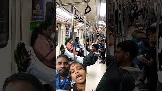 Jadugar omg #remix #piyushjos #song #metro #train #funny #viralvideo #trending #reaction #travel