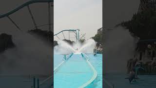 Slowmotion-Drop 🌊 Atlantica SuperSplash im Europa Park - Short by RideXpert