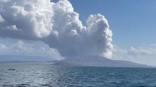 🚨TSUNAMI WARNING TODAY AS TAAL VOLCANO ERUPTS🌋 1.5 km steam cloud in The Philippines🇵🇭 March 26 2022