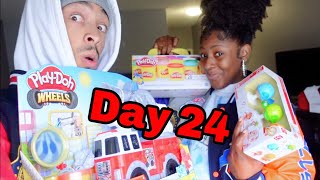 LAST MINUTE CHRISTMAS SHOPPING!...AND A WHIP IT UP! 🔥🔥 // Vlogmas Day 24