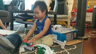 Thomas the Train Trackmaster Holiday Cargo Set_Fun Unboxing with Aiden's Uncles