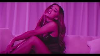 Dangerous Woman - Ariana Grande but the instrumentals is 12 seconds delayed