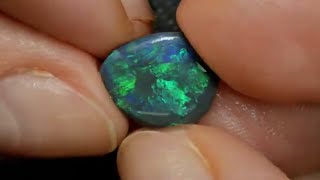 21.4 cts Rough Black Opal Rubs Parcel Lightning Ridge-Make an Offer