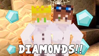 Minecraft - DIAMONDS!! | Pika’s Moonventure [2]