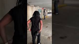 When you try and fight the wrong guy #viral #youtube