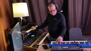 Key Lean - Moog One & Roland Jupiter 4 Live ˃ Making Progressive House