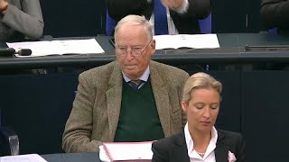 Aufschrei der AfD im Bundestag: Alterspräsident Schäuble (79) statt Gauland (80)