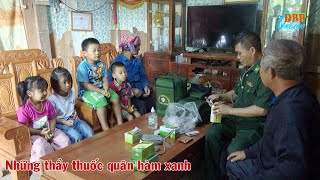 Những thầy thuốc quân hàm xanh