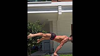 WHEN BODYBUILDER DEFIES GRAVITY ! #calisthenics