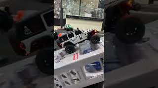 Mini-Z 4×4 Jeep Wrangler Mini Crawler (White or Gun Metal)