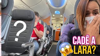 PERDI A LARINHA DENTRO DO AVIÃO *novelinha* -  Lara e família