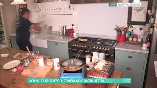 Chef casi ocasiona incendio en televisión