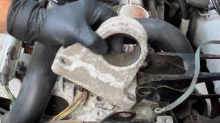 Project Volvo Episode 2 motormount replacement #dadsgarage  #freelabor #firstcar #project car #Volvo