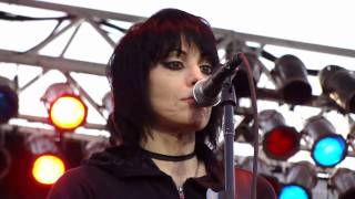 JOAN JETT AND THE BLACKHEARTS - 